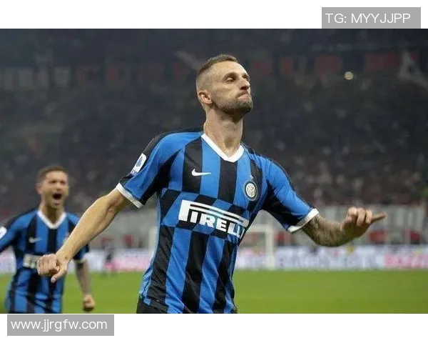 2025年度全球自由足球球星实力排名揭晓 谁才是当今最强球员